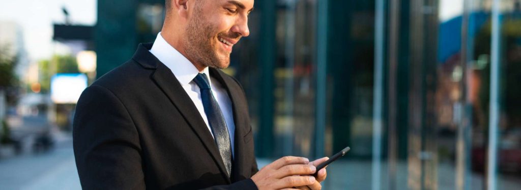 Mobile-First HR How Saudi Employees Use DynaPay